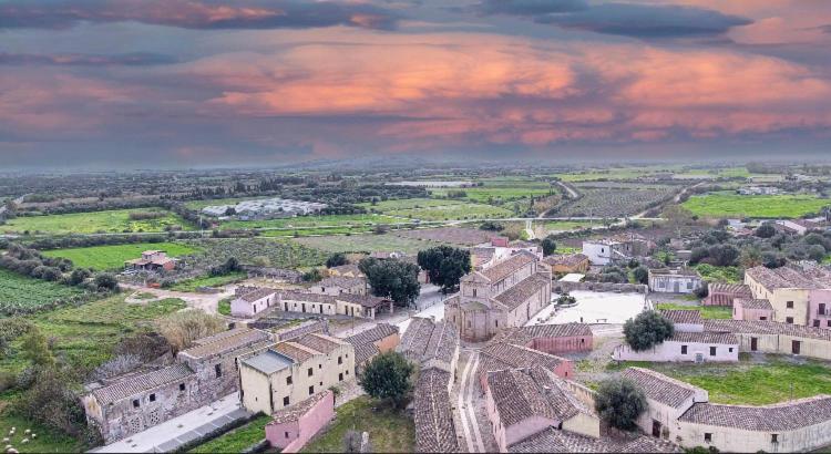 Domus Deiana Case Vacanza San Giovanni Suèrgiu Exterior foto